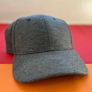 Lululemon 6 panel hat cap